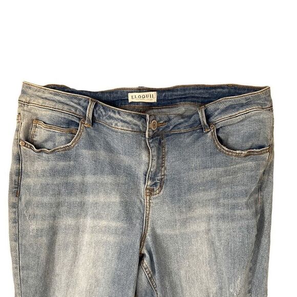 Eloquii 18G Classic Fit Stretch Denim Mom Jeans Light Wash Distressed Gena Crop - Picture 5 of 6